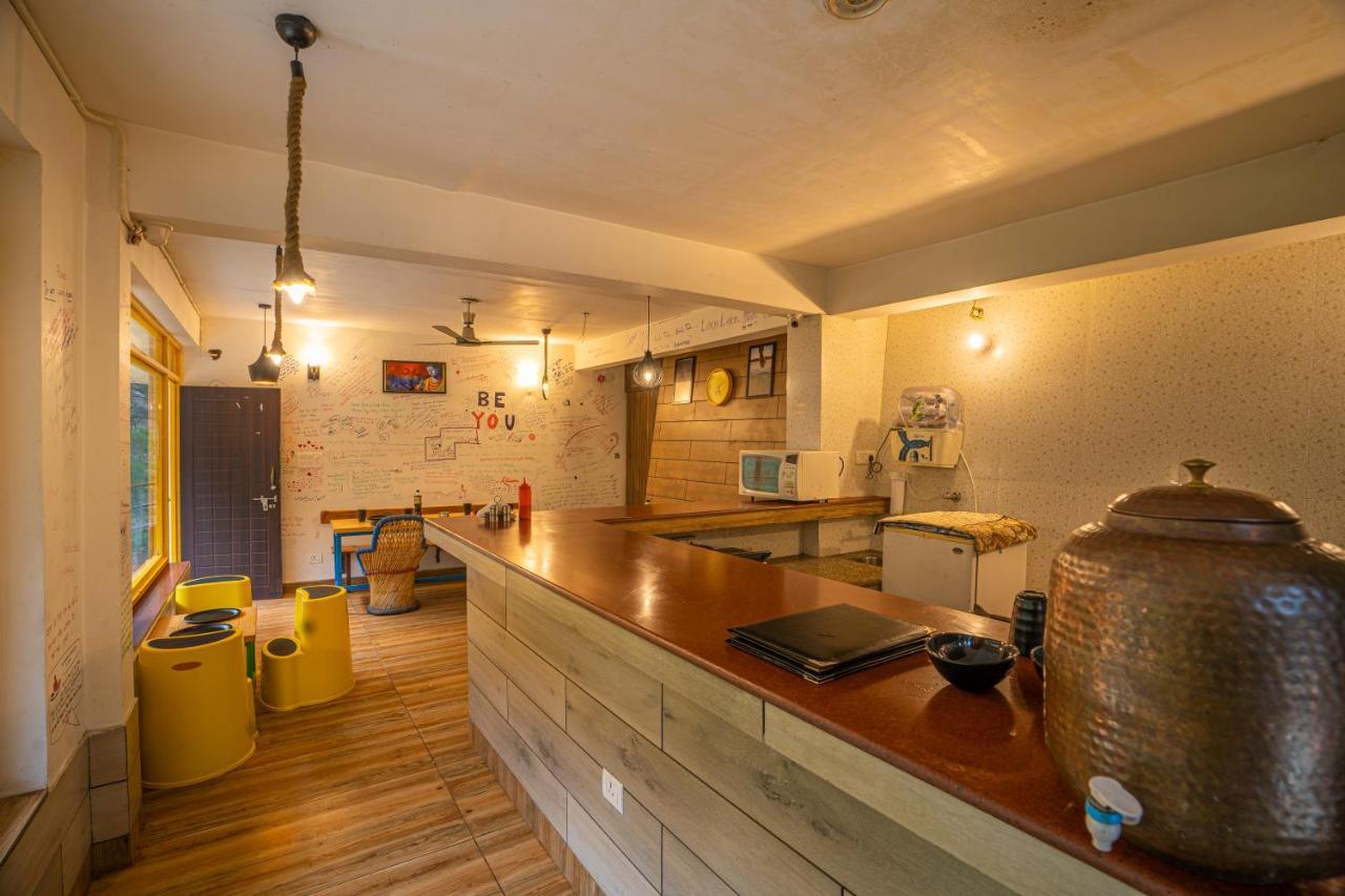 The Hosteller Mussoorie By The Streamside, Kempty المظهر الخارجي الصورة