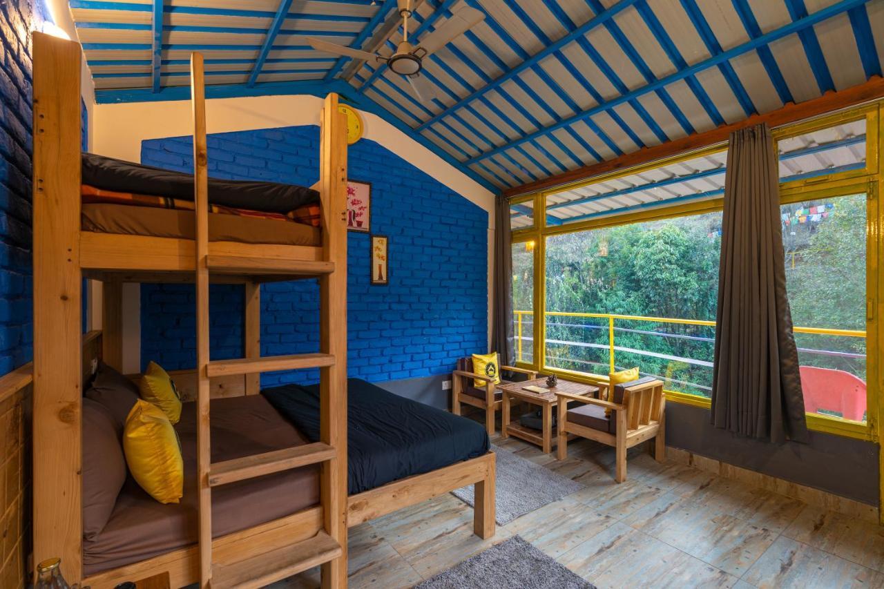 The Hosteller Mussoorie By The Streamside, Kempty المظهر الخارجي الصورة