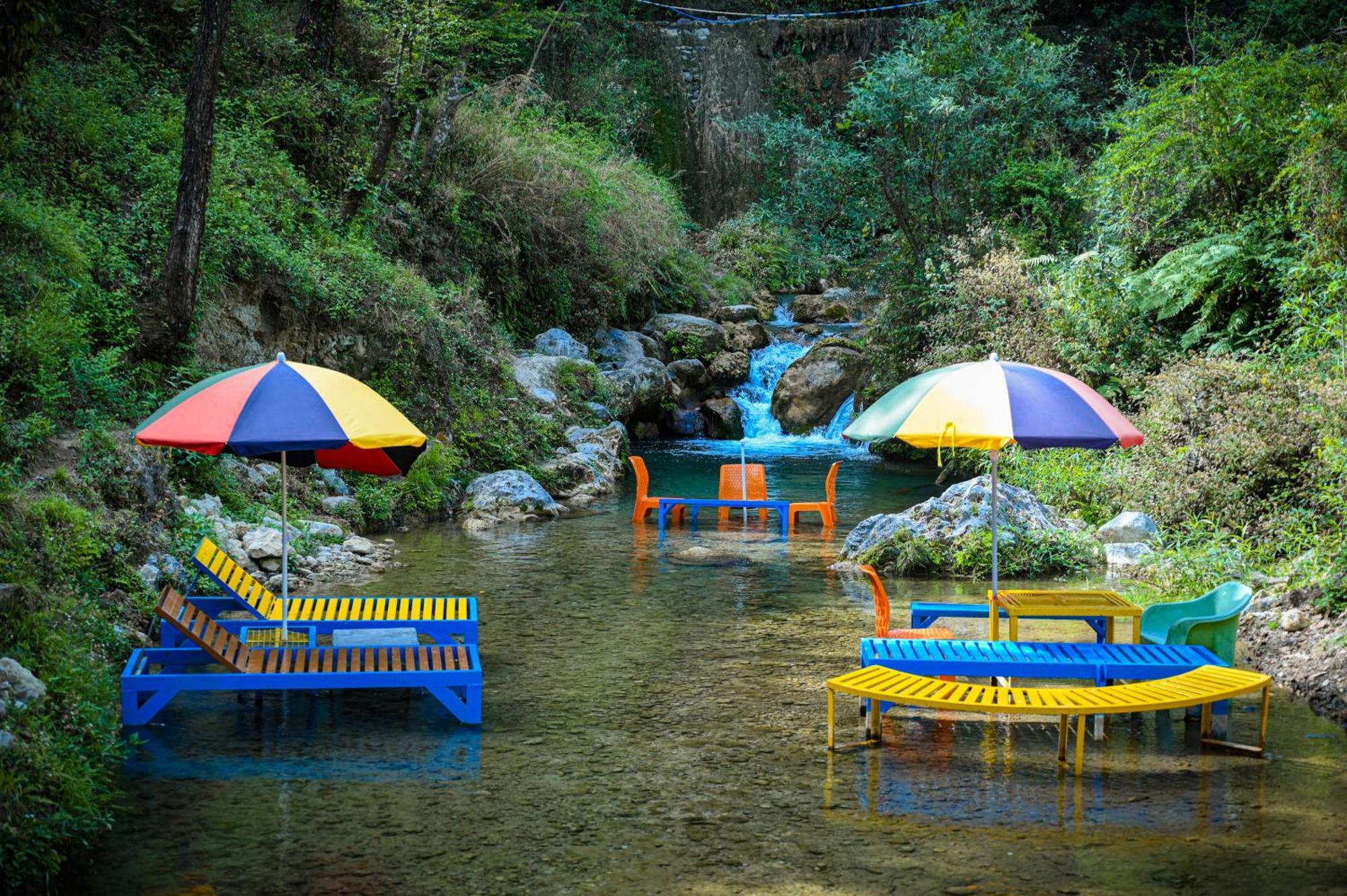 The Hosteller Mussoorie By The Streamside, Kempty المظهر الخارجي الصورة